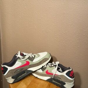 Nike Air Max 90 Essential